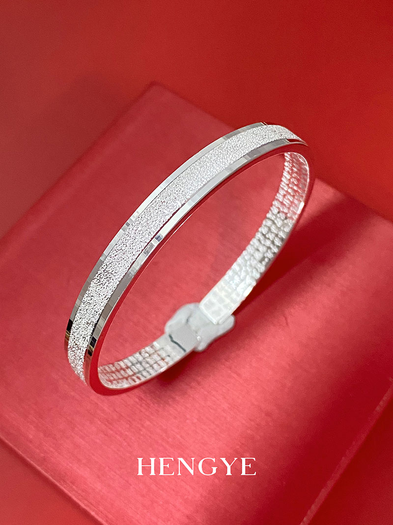 银999开口钉沙车花手镯